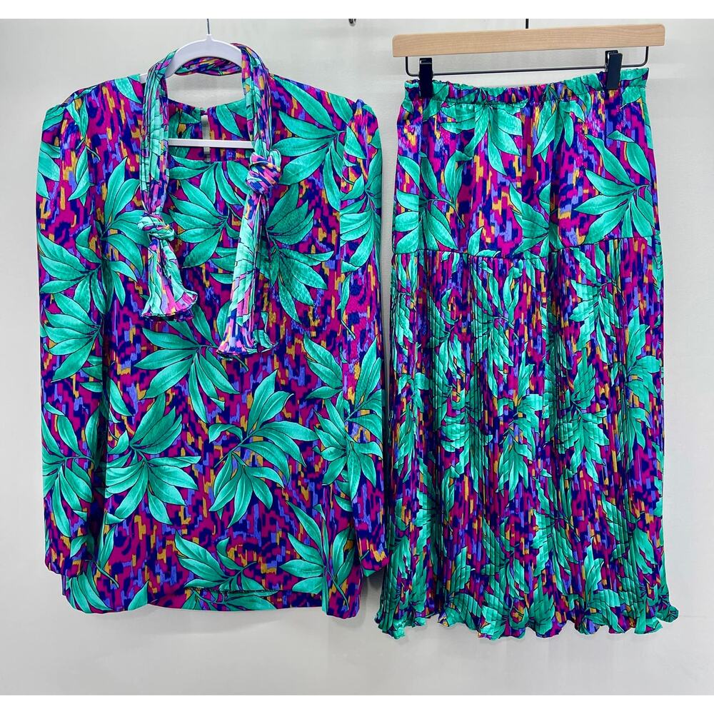 Vintage‎ 80s Evanna Green Palm Leaf Tropical Print Blouse/Midi Skirt/Scarf Set